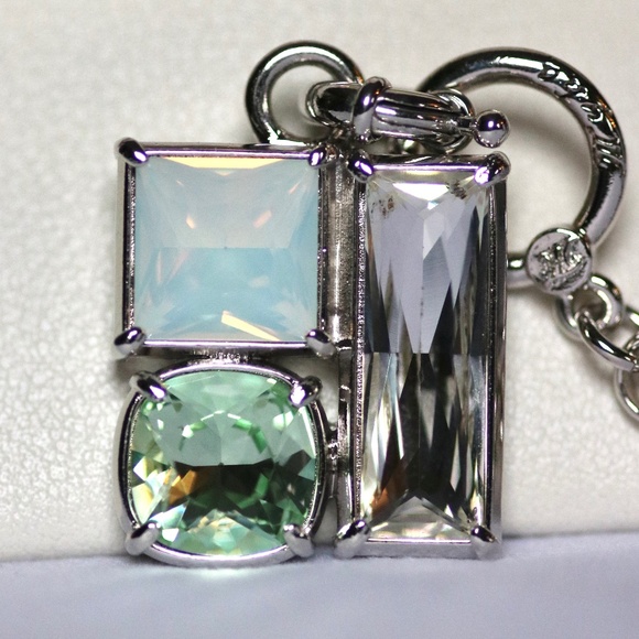 MYKA Maja Swarovski Crystal Pendant Necklace Chrysolite Combo Bright Rhodium - Picture 5 of 9